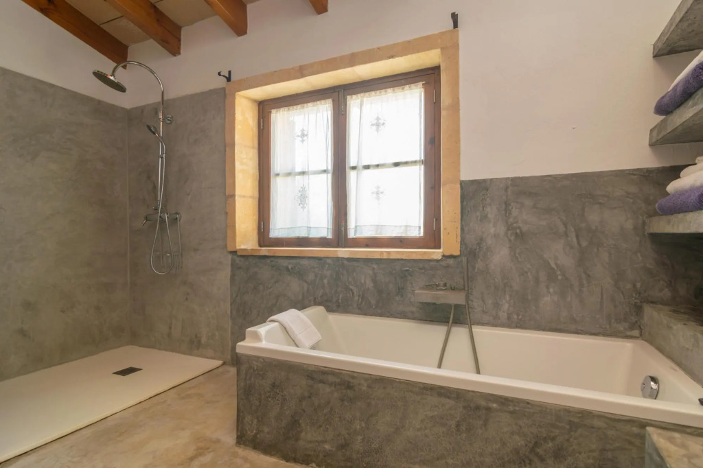 CAN PRIM 6 - Stunning villa with private pool, paradisaical  exteriors and the beach just 7 km away. Free WiFi
