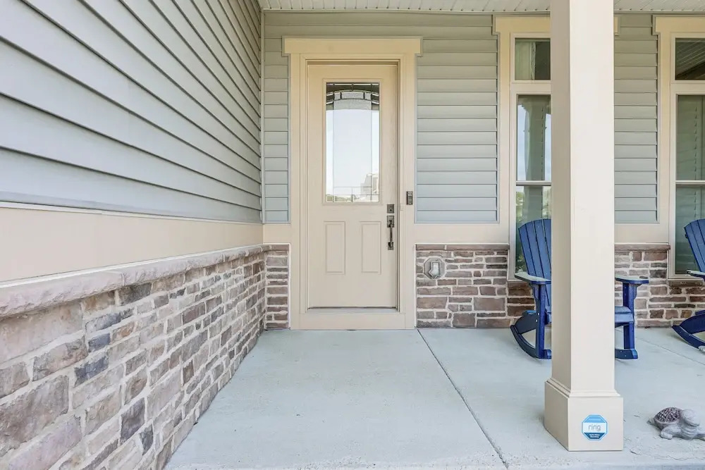 Furnished Outdoor Space: Family Home in Ocean View