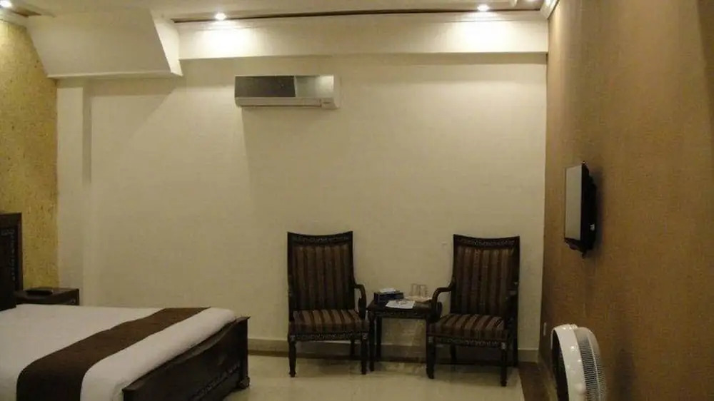 British Hotel