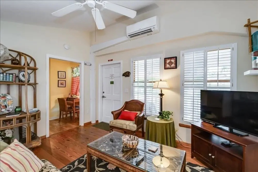 ANCHOR INN - Unit 1 apts