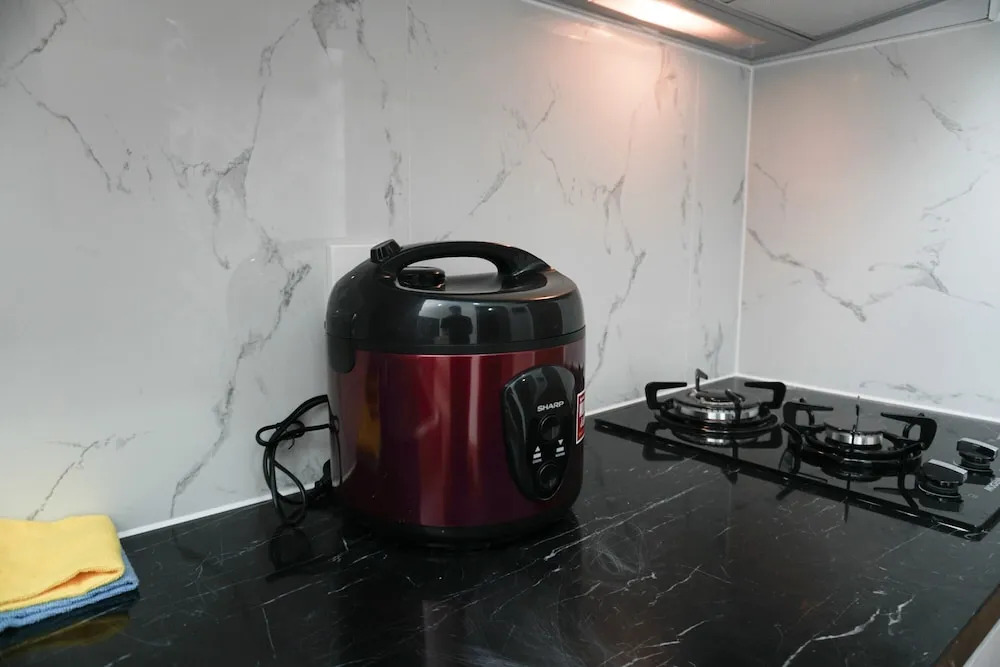Pleasant 1br Apartment at Puri Orchard
