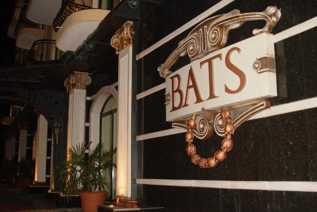 Hotel Bats