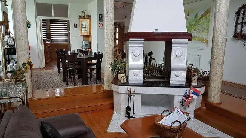 Guest House Luxotel