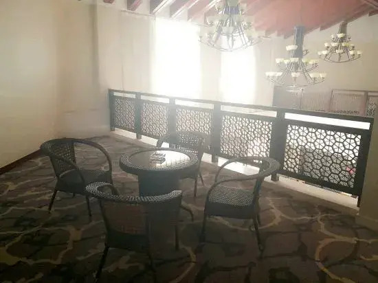 Yancheng Riyuehu Holiday Hotel