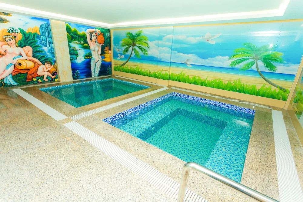 3MG Lakeside Hotel