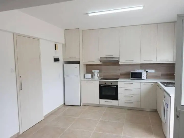 EPISTIMI 3 Bedroom Holiday House