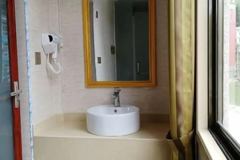Xicheng Holiday Hotel