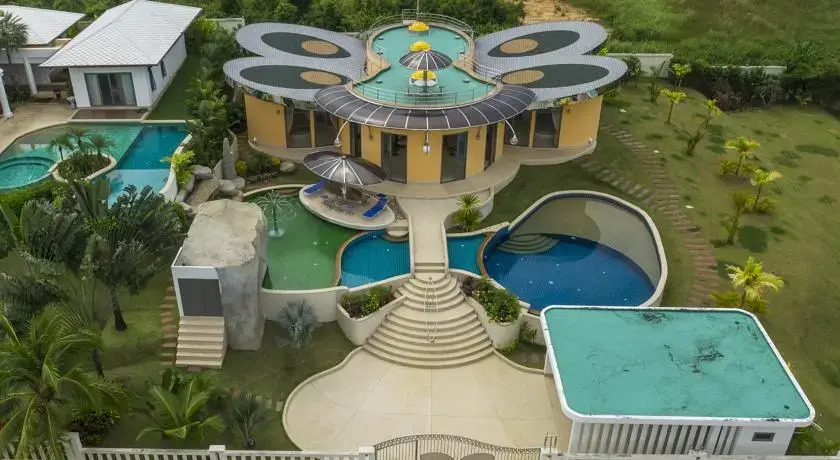 Villa Butterfly