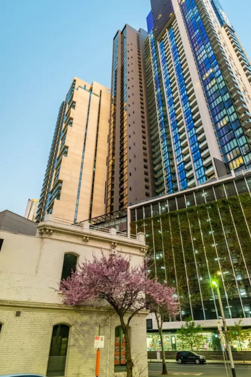 Central 2 Bedroom Apartment in Southbank