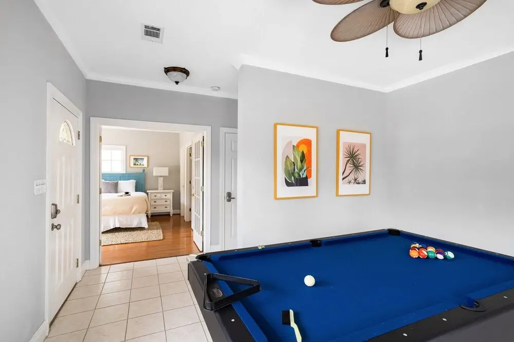 Polly by AvantStay Stunning 7 Bedroom Haven w Pool Pool Table