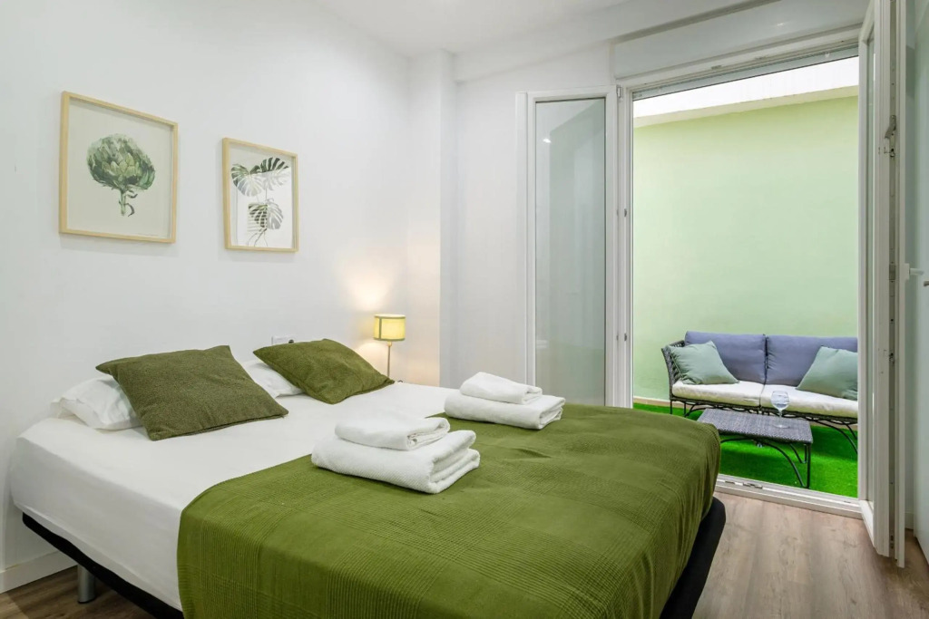 Brand New Stylish Apartment with Fluffy Beds