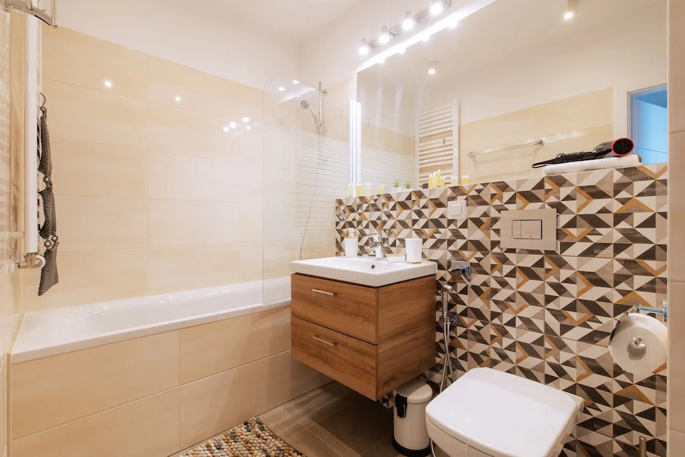 Warsaw Airport 3 Bedroom Apartment