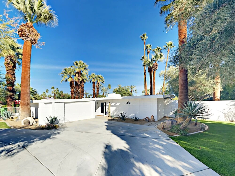 74732 Yucca Tree Dr Home 3 Bedrooms 2 Bathrooms Home