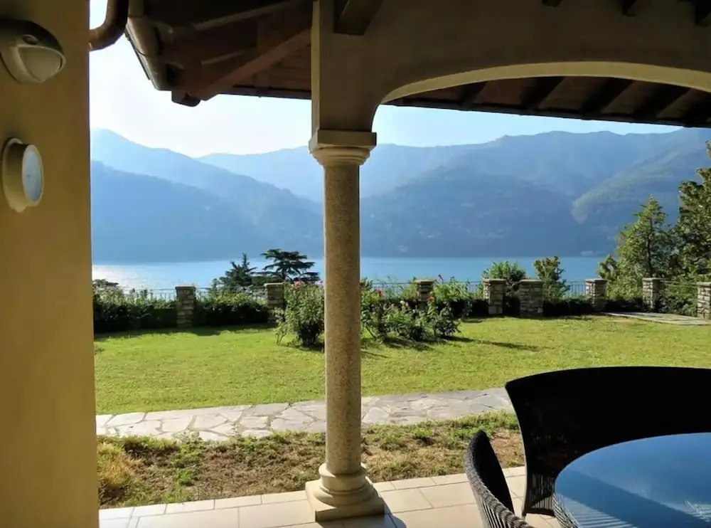 Villa Oliveto with Pool and Lake view