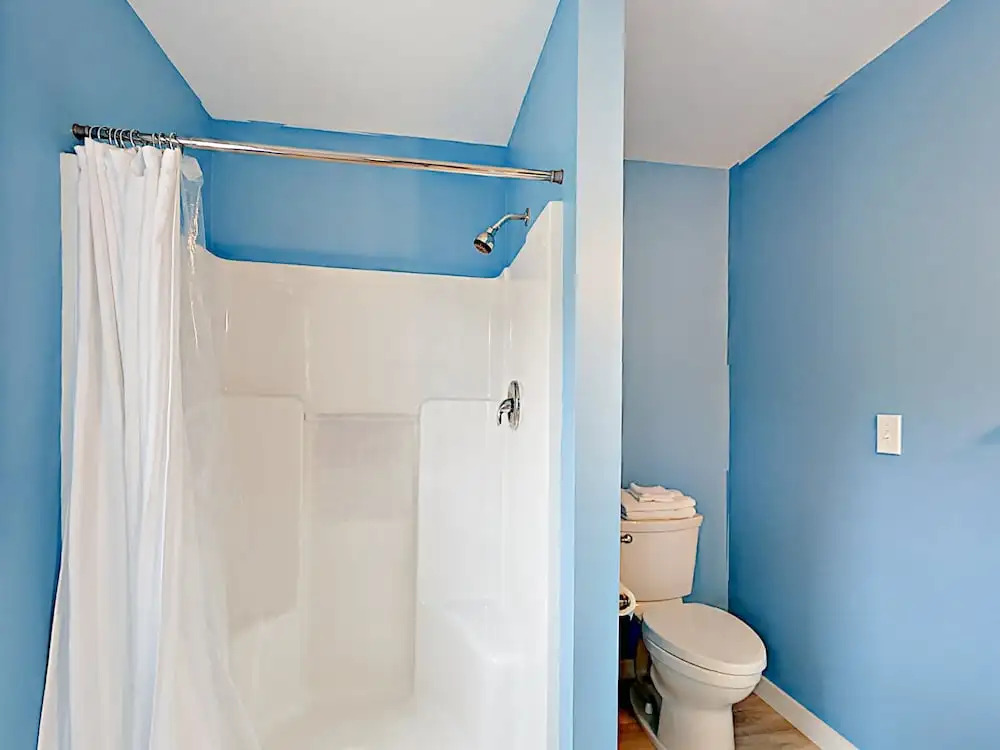 Lobstermen's Cottage - 3 Br home by RedAwning