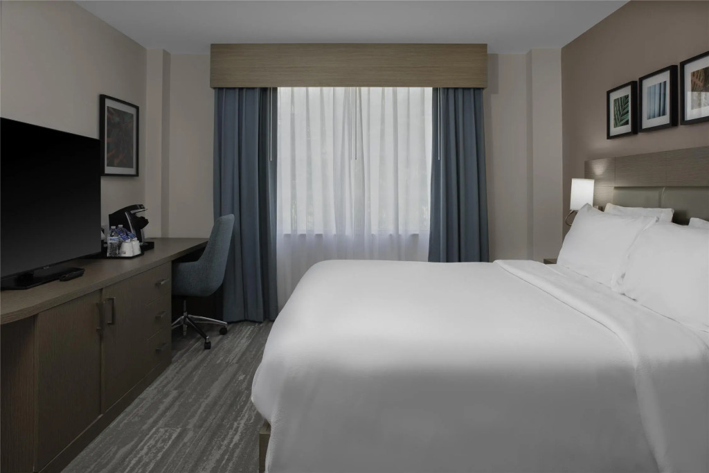 Hilton Garden Inn Miami South Beach