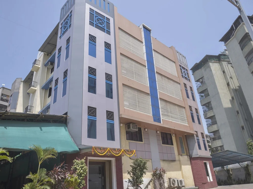 OYO 18615 Jaya Mahal