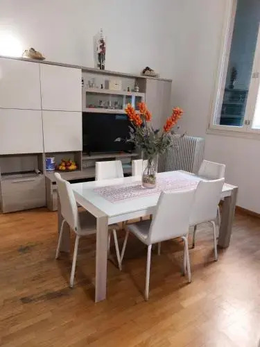 Irnerio 1471 Bologna Hld 34482
