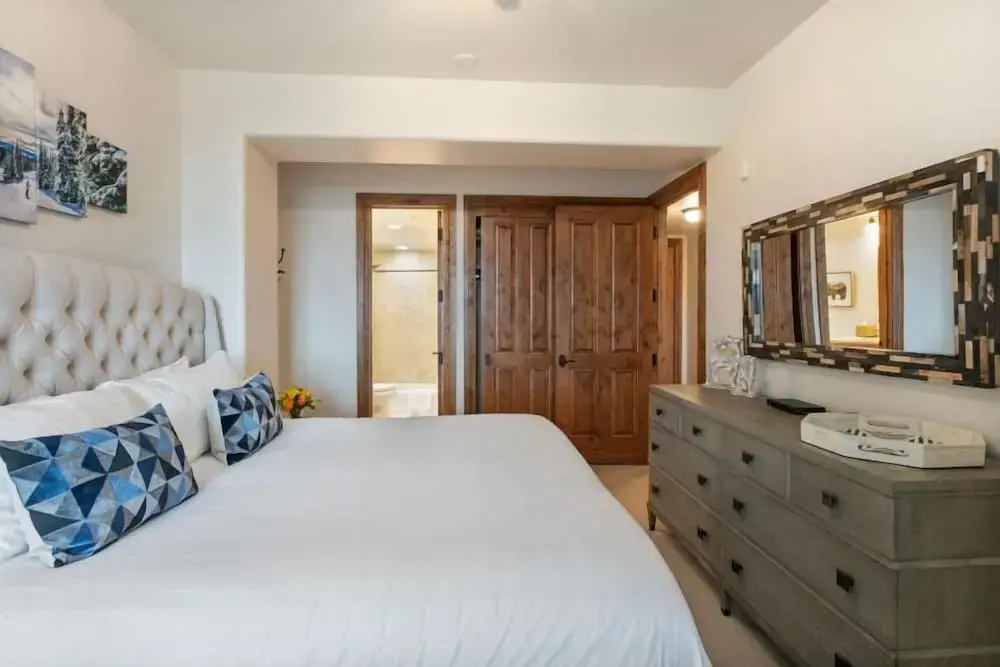 Grand Lodge - 3 Bedroom Condo Deluxe #407 - Ski-in/out by Deer Valley Resort
