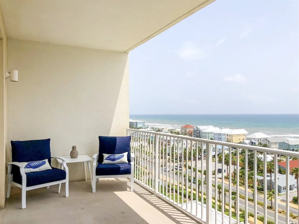 Laketown Wharf 802