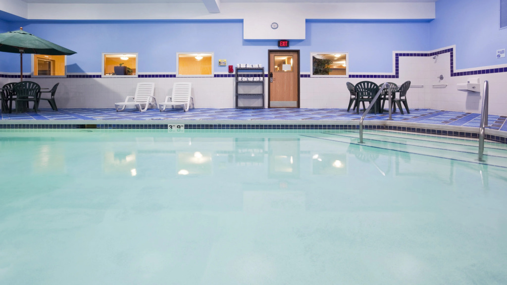 Holiday Inn Express Deforest Madison Area by IHG