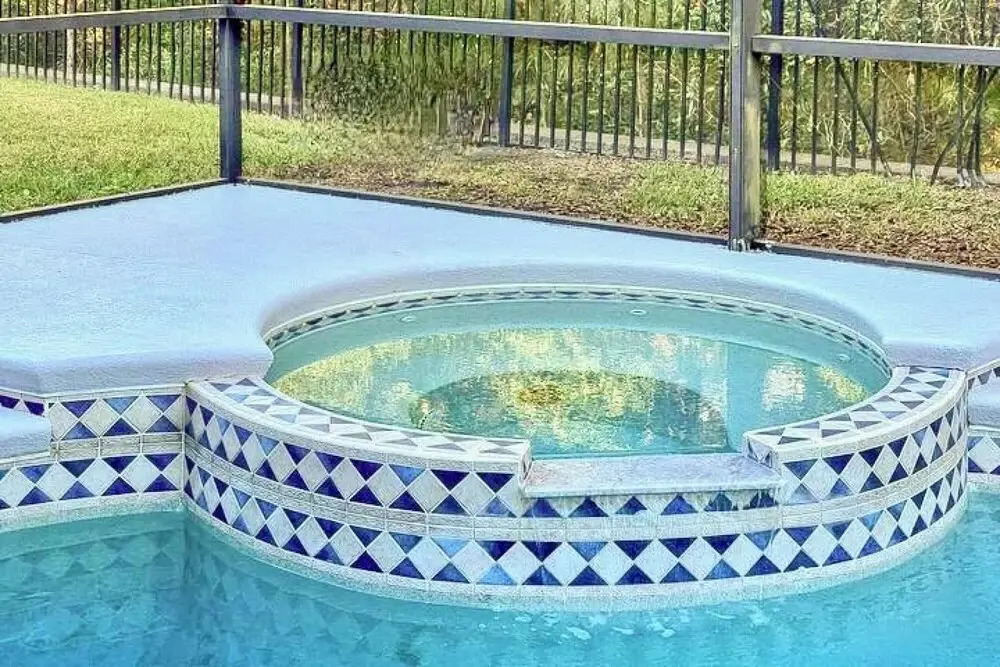 6BR Resort Home Near Disney - With Private Pool Hot Tub and Games Room