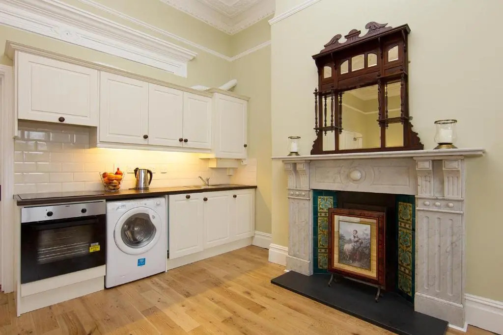 Glencourt Apartments