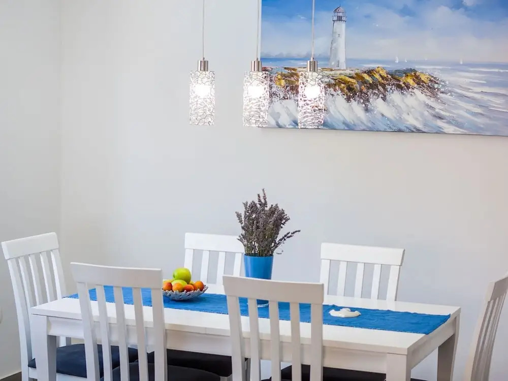 Charming Villa in Jasenice With Pool