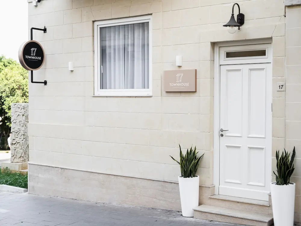 Townhouse 17