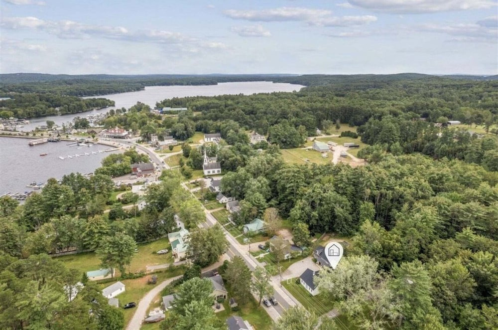 Lakeside Retreat Limit 10 3 Bedroom Home