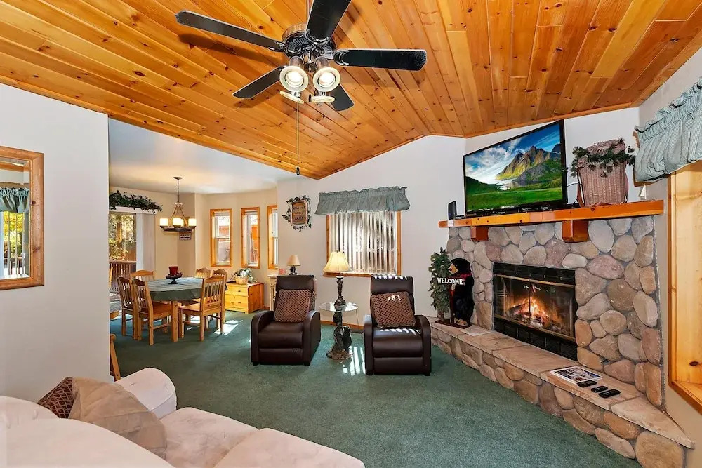 085 - Bear Paw Chalet