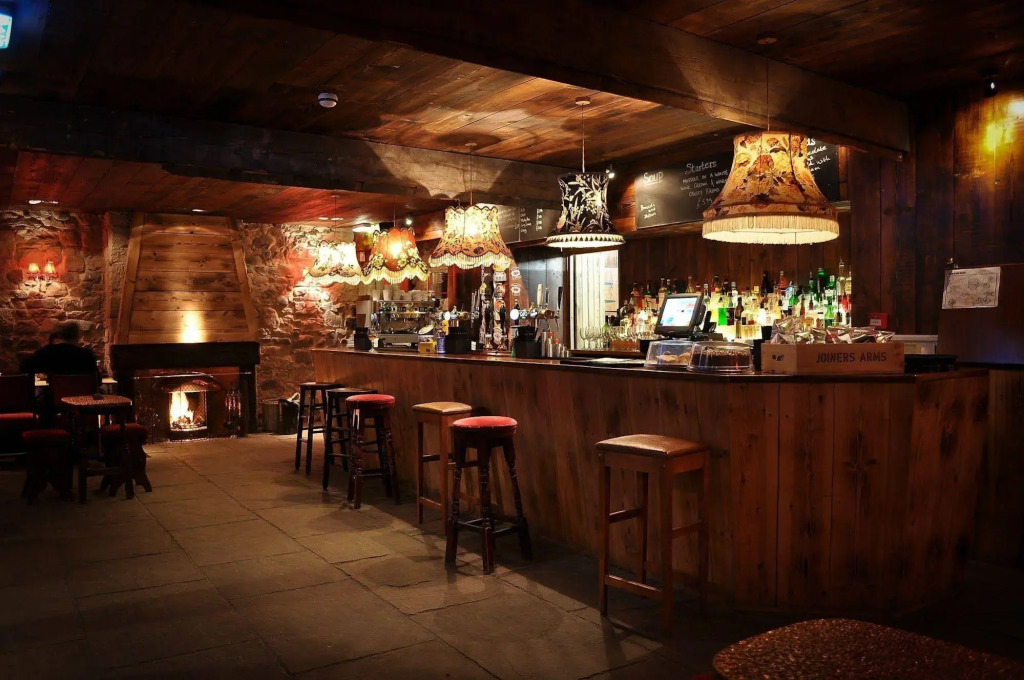 The Joiners Arms