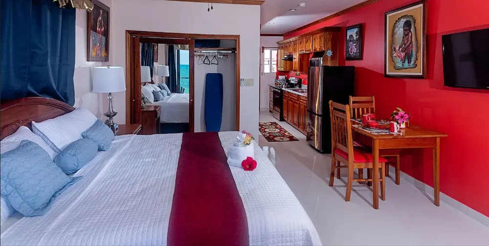 Miramar Suites