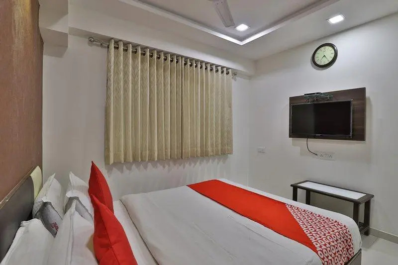OYO 40026 Hotel Acropole