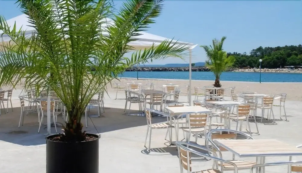 Hotel Lebed