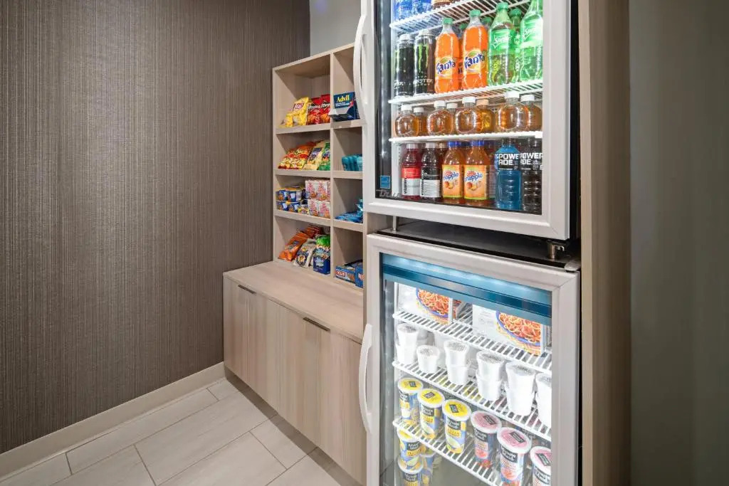 Holiday Inn Express & Suites Watsonville by IHG