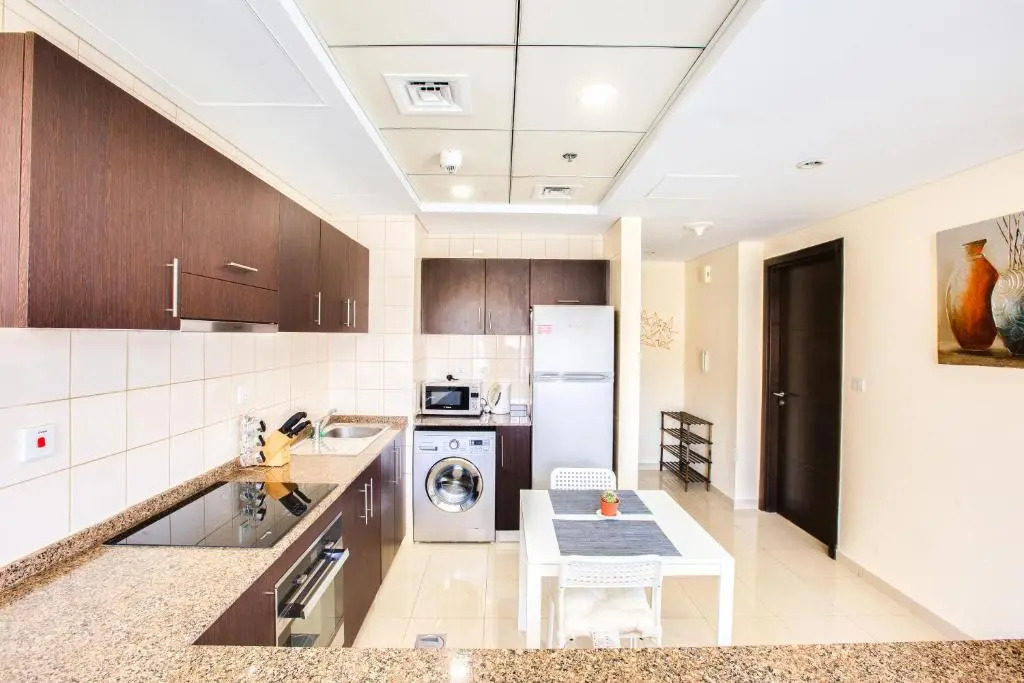 Amazing Marina Canal View 1BD in Bay Central