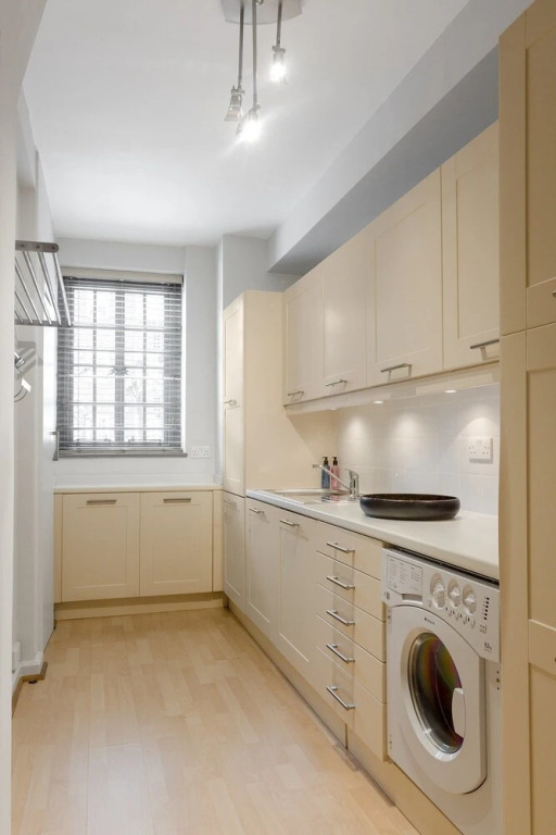 Immaculate Apartment in Sloane Square