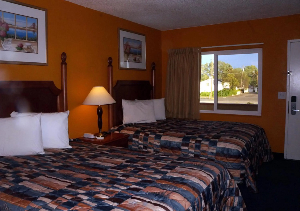 Classic Inn