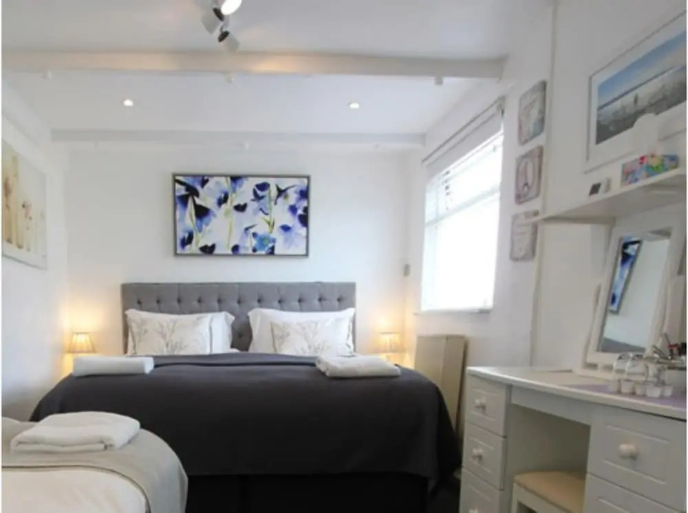 Henley Boutique Lodges