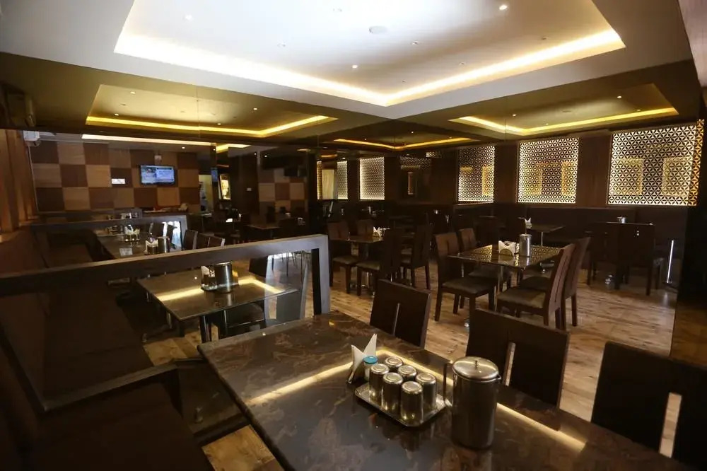 OYO 10222 Hotel Anbu Park