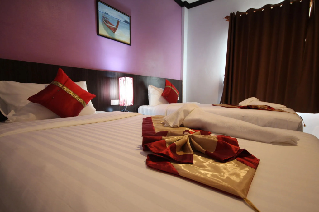 Lanta Lapaya Resort