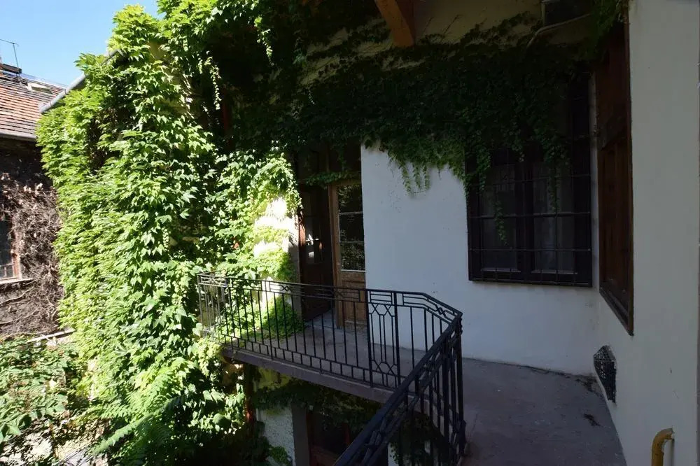 Váci Street Apartments - Best Location in Budapest, Steps from the Danube
