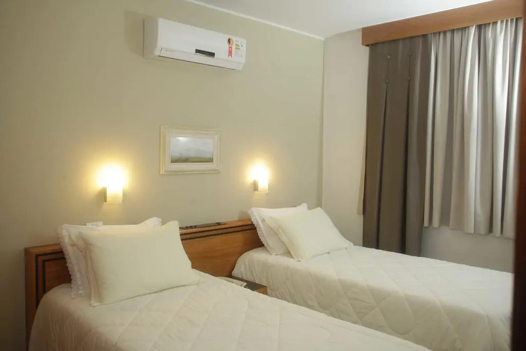 Golden Ingá Hotel