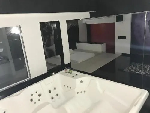 Luna Motel