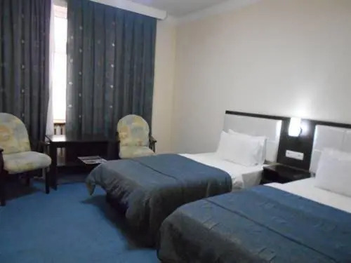 GRAND STAR HOTEL