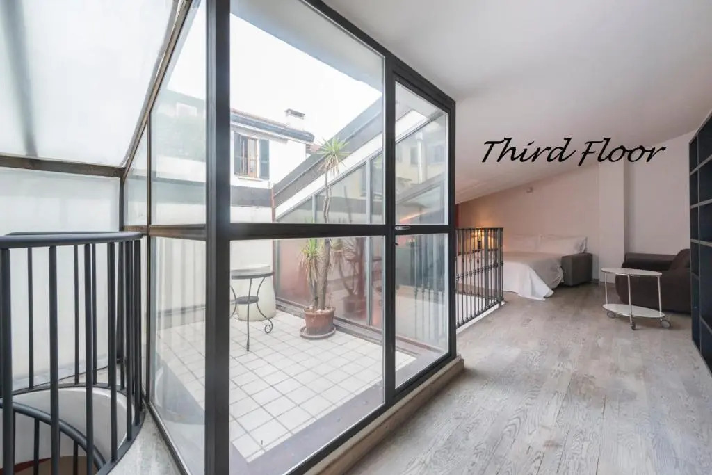Heart Centre Milan Navigli 3 Levels Apartment