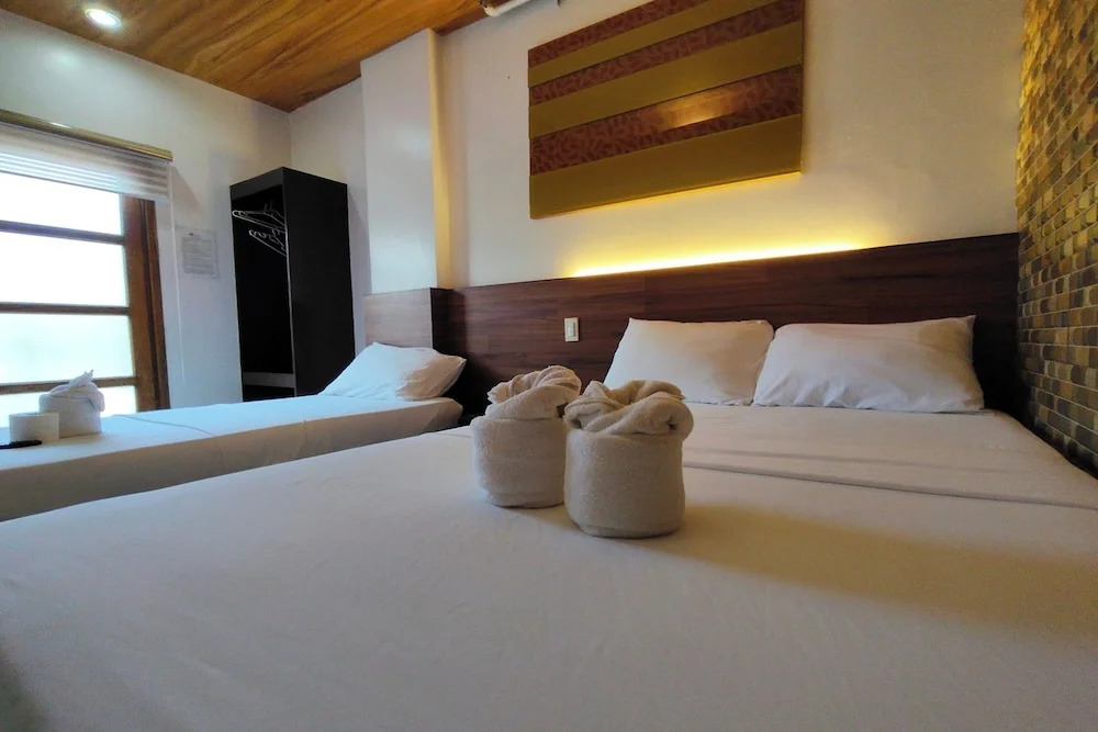 Taj Guesthouse Boracay