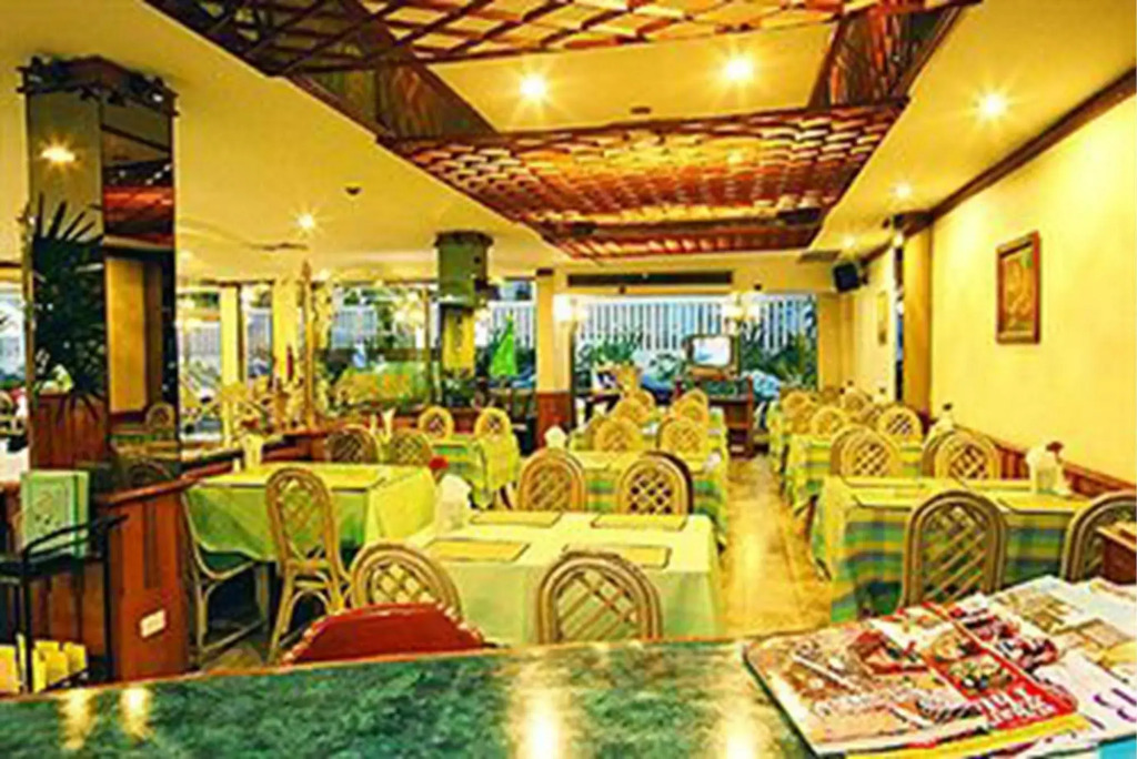 Wall Street Inn, Bangkok