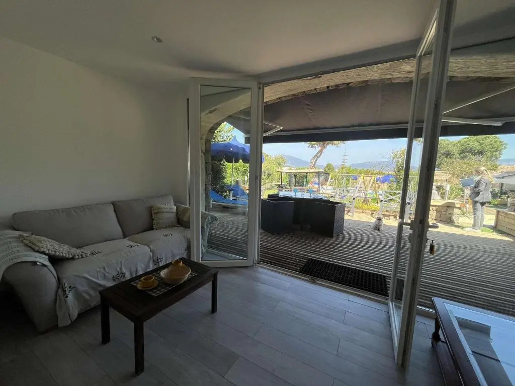 Appartement Porticcio, 1 pièce, 2 personnes - FR-1-61-584